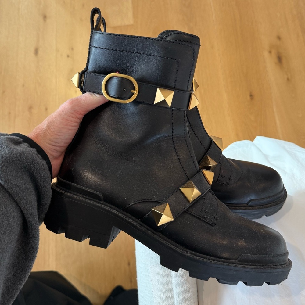 Valentino Garavani Roman Stud Calfskin combat boots